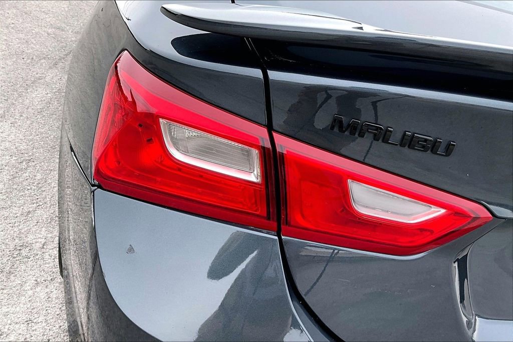 Used 2020 Chevrolet Malibu RS w/ LPO, Convenience Package 2 image 22