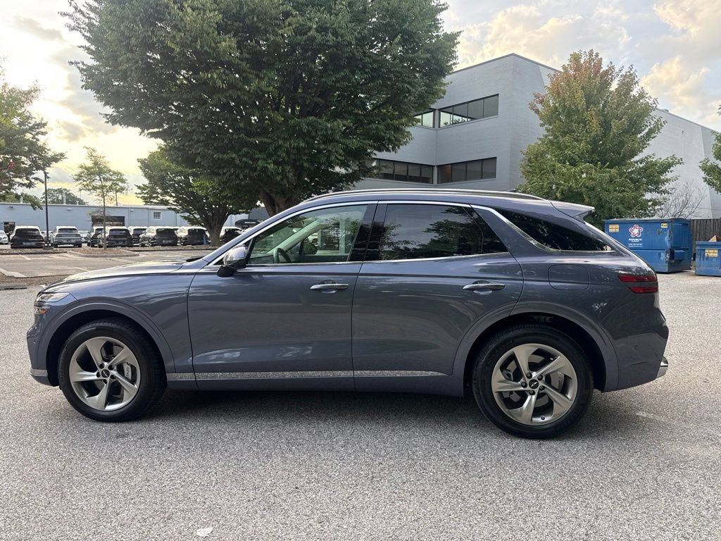 Used 2026 Genesis GV70 2.5T Advanced AWD/4WD image 7