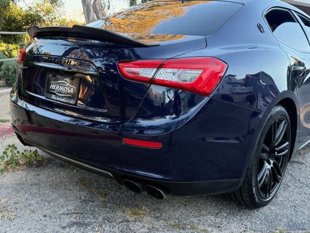 Used 2015 Maserati Ghibli RWD image 27