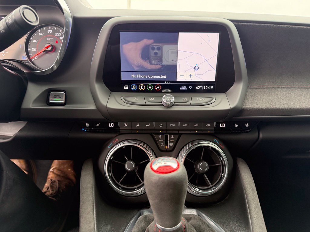 Used 2019 Chevrolet Camaro ZL1 RWD image 17
