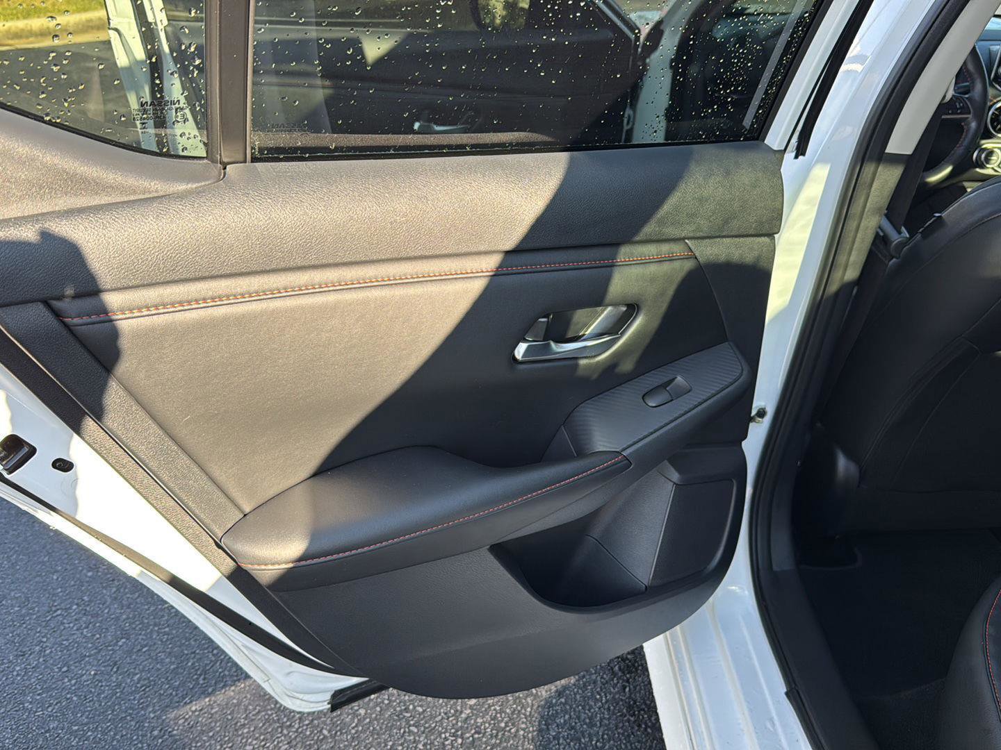 Used 2024 Nissan Sentra SR w/ SR Premium Package image 15