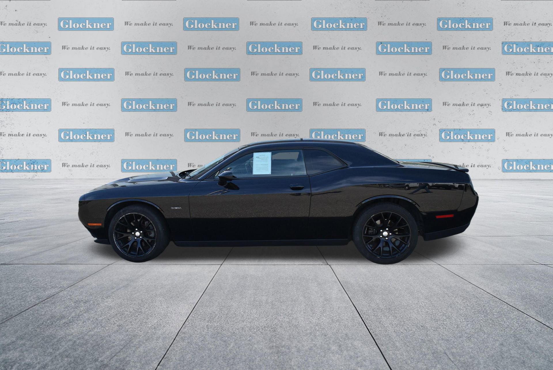 Used 2016 Dodge Challenger R/T image 10