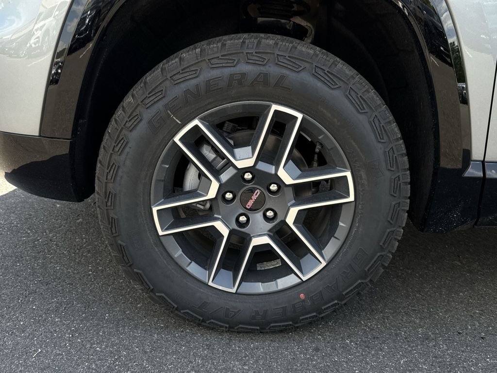 New 2026 GMC Terrain AT4 AWD/4WD image 12