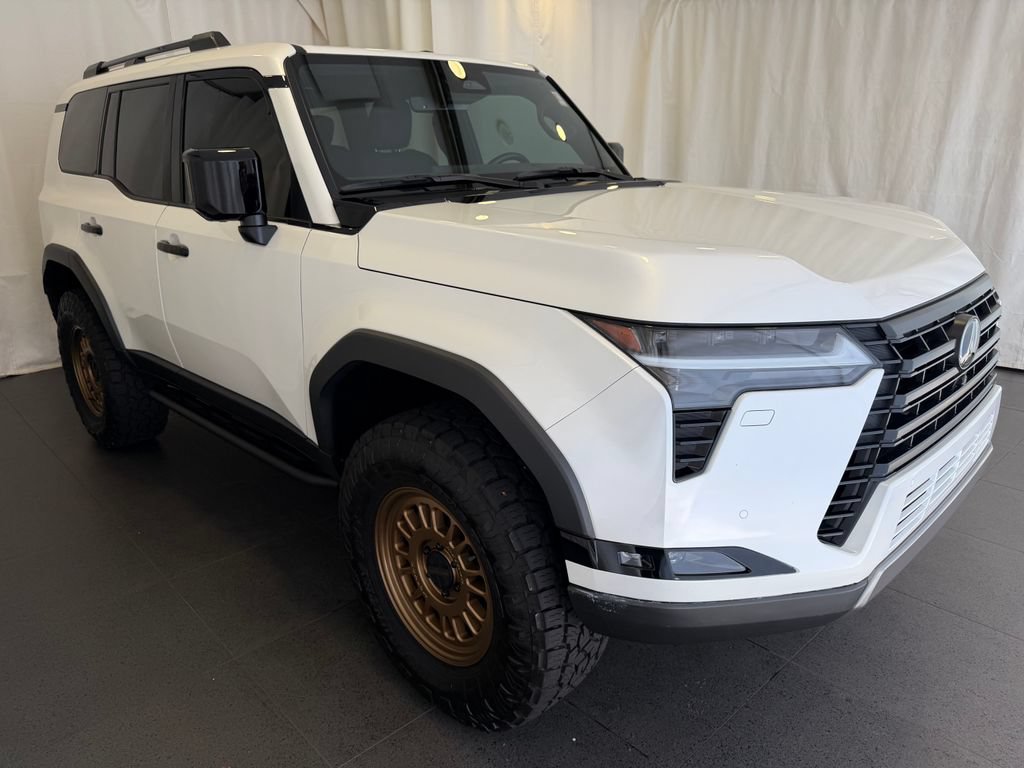 Used 2024 Lexus GX 550 AWD/4WD image 7