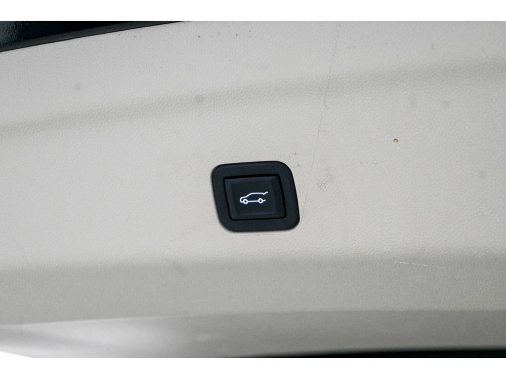 Used 2023 Cadillac Escalade Premium Luxury Platinum image 73