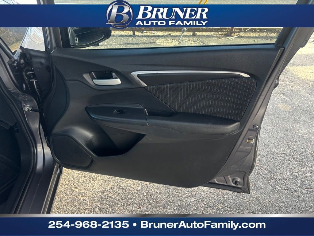 Used 2018 Honda Fit EX image 13