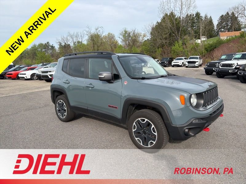 Certified 2016 Jeep Renegade Trailhawk image 5