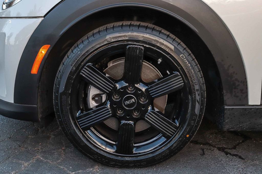Used 2023 MINI Cooper S image 11