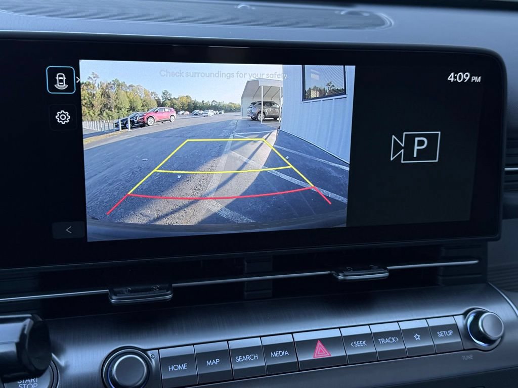 New 2025 Hyundai Kona SEL FWD image 16