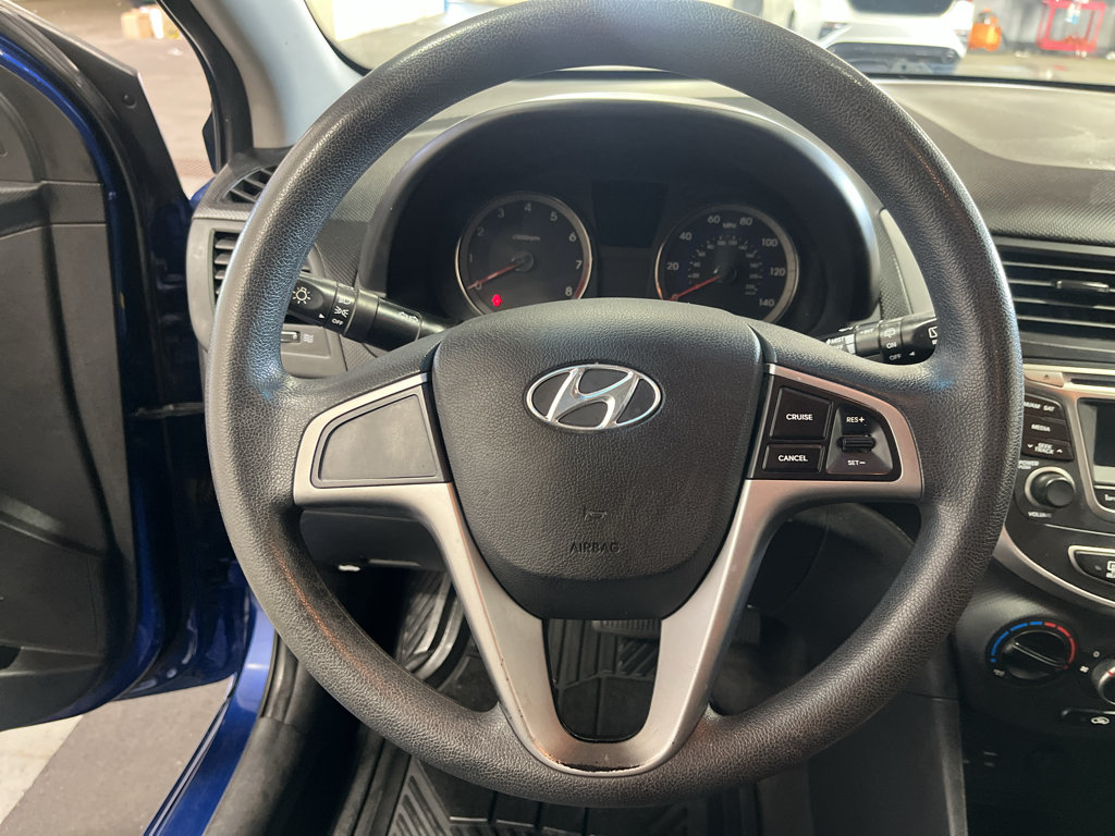 Used 2016 Hyundai Accent SE FWD image 10