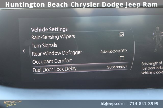 Used 2023 MAZDA MAZDA3 s image 27