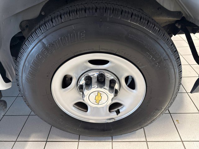 Used 2024 Chevrolet Express 3500 LT w/ LT Preferred Equipment Group image 9