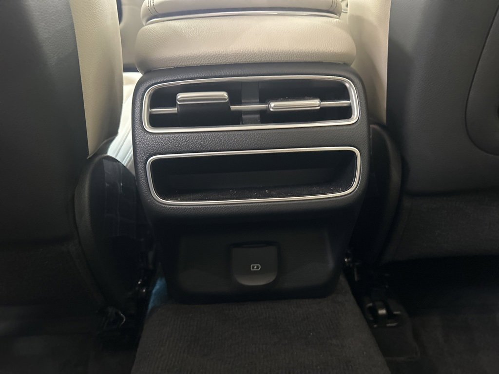 Used 2026 Genesis GV70 2.5T Advanced image 29