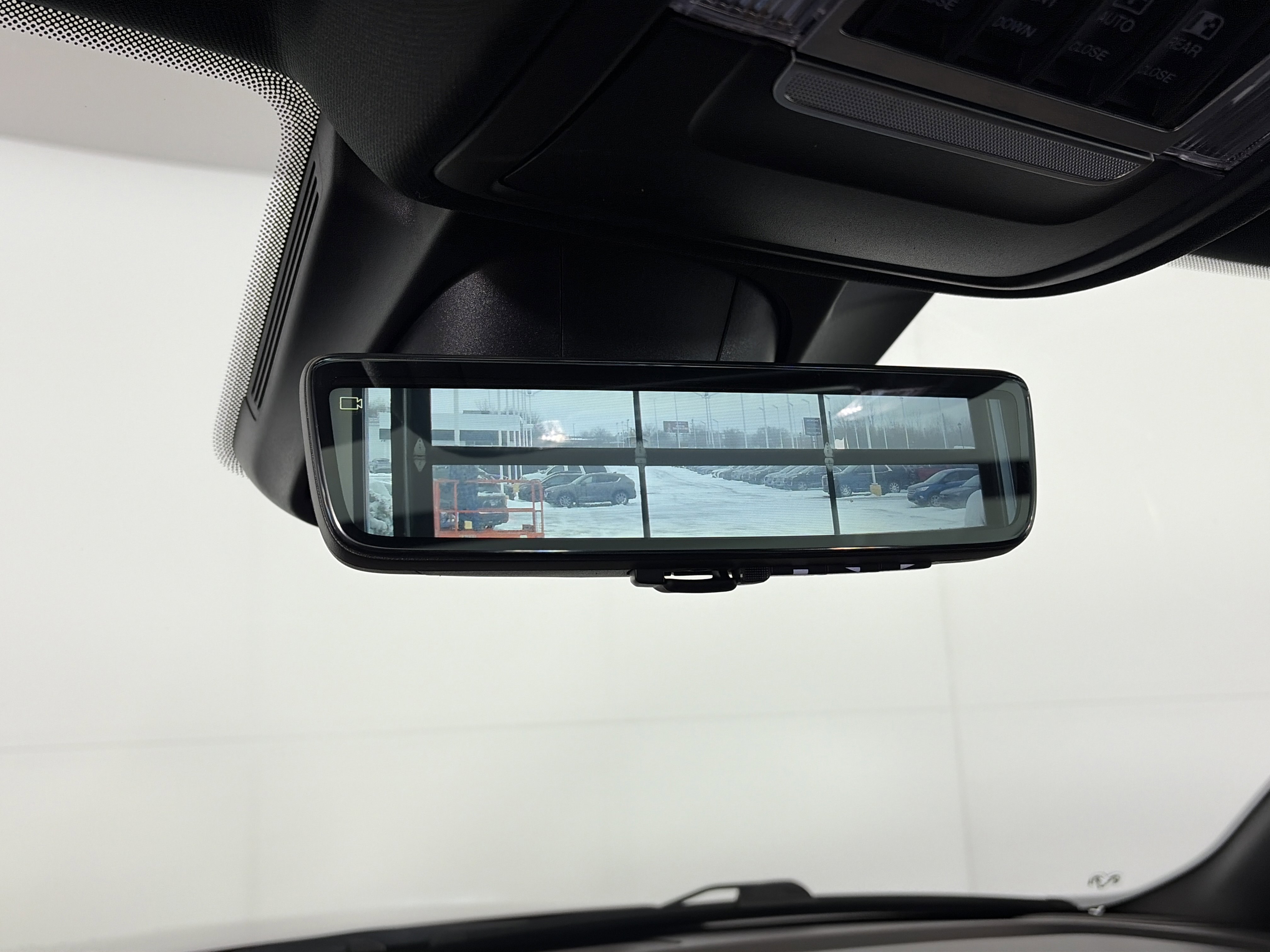 Used 2022 RAM 1500 Limited image 32