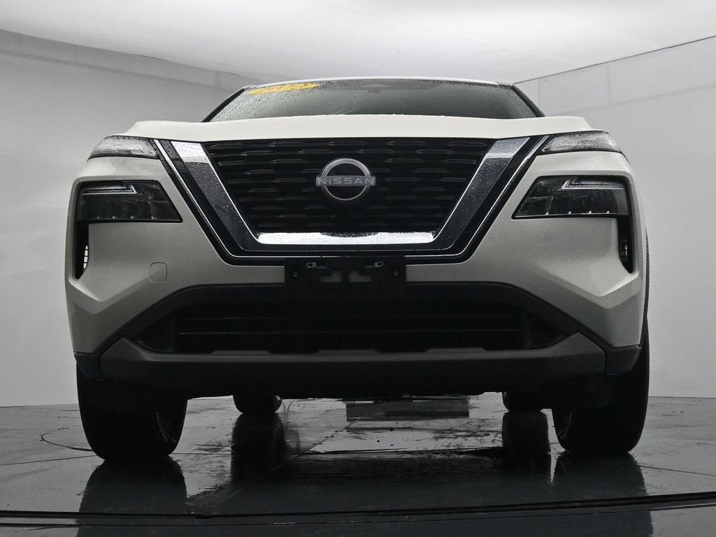 Used 2023 Nissan Rogue SV AWD/4WD image 29