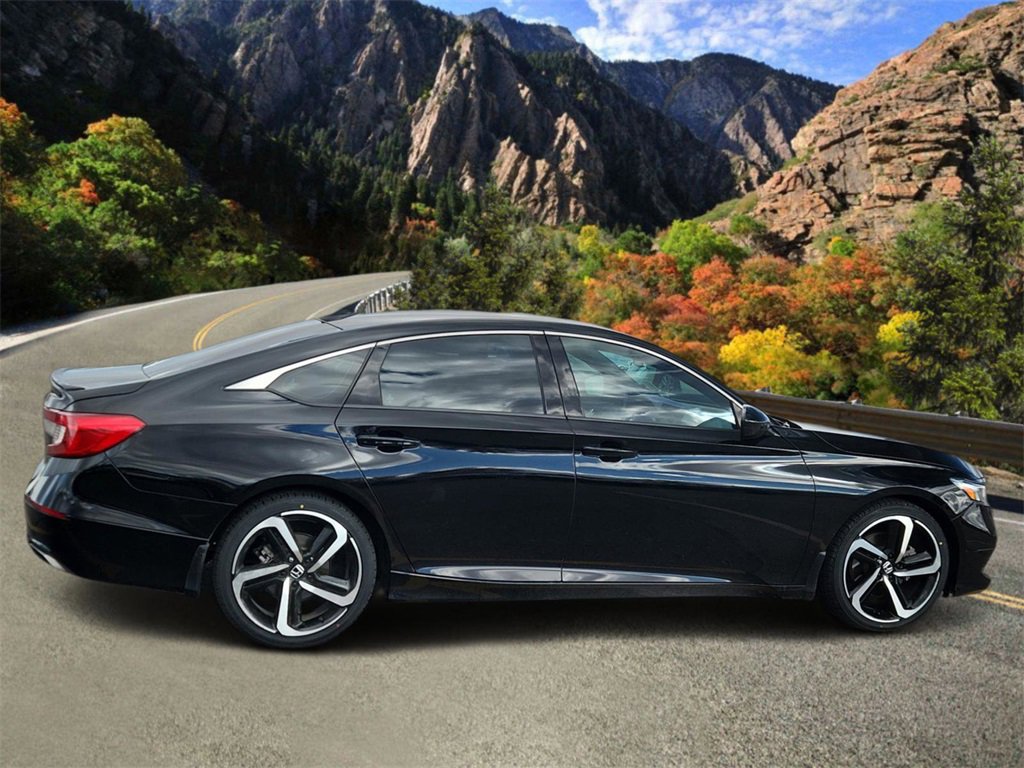Used 2022 Honda Accord Sport image 2