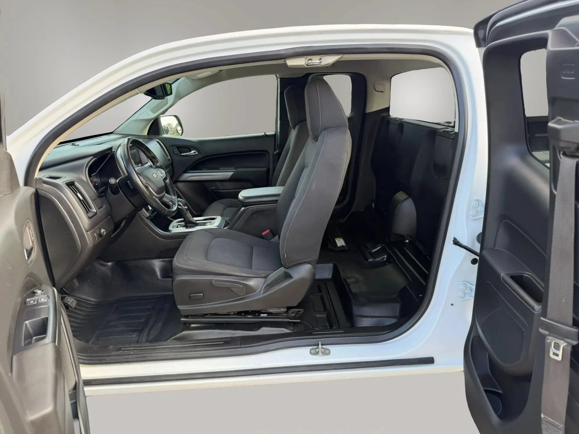 Used 2022 Chevrolet Colorado LT w/ Fleet Safety Package RWD image 31