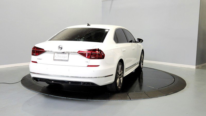 Used 2019 Volkswagen Passat 2.0T SE R-Line image 6