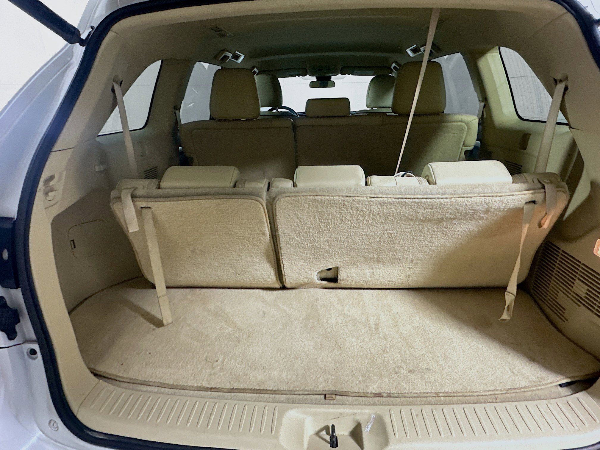 Used 2019 Toyota Highlander Plus image 29