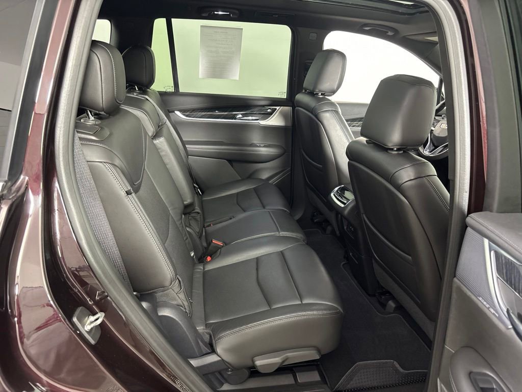 Used 2020 Cadillac XT6 Premium Luxury AWD/4WD image 31