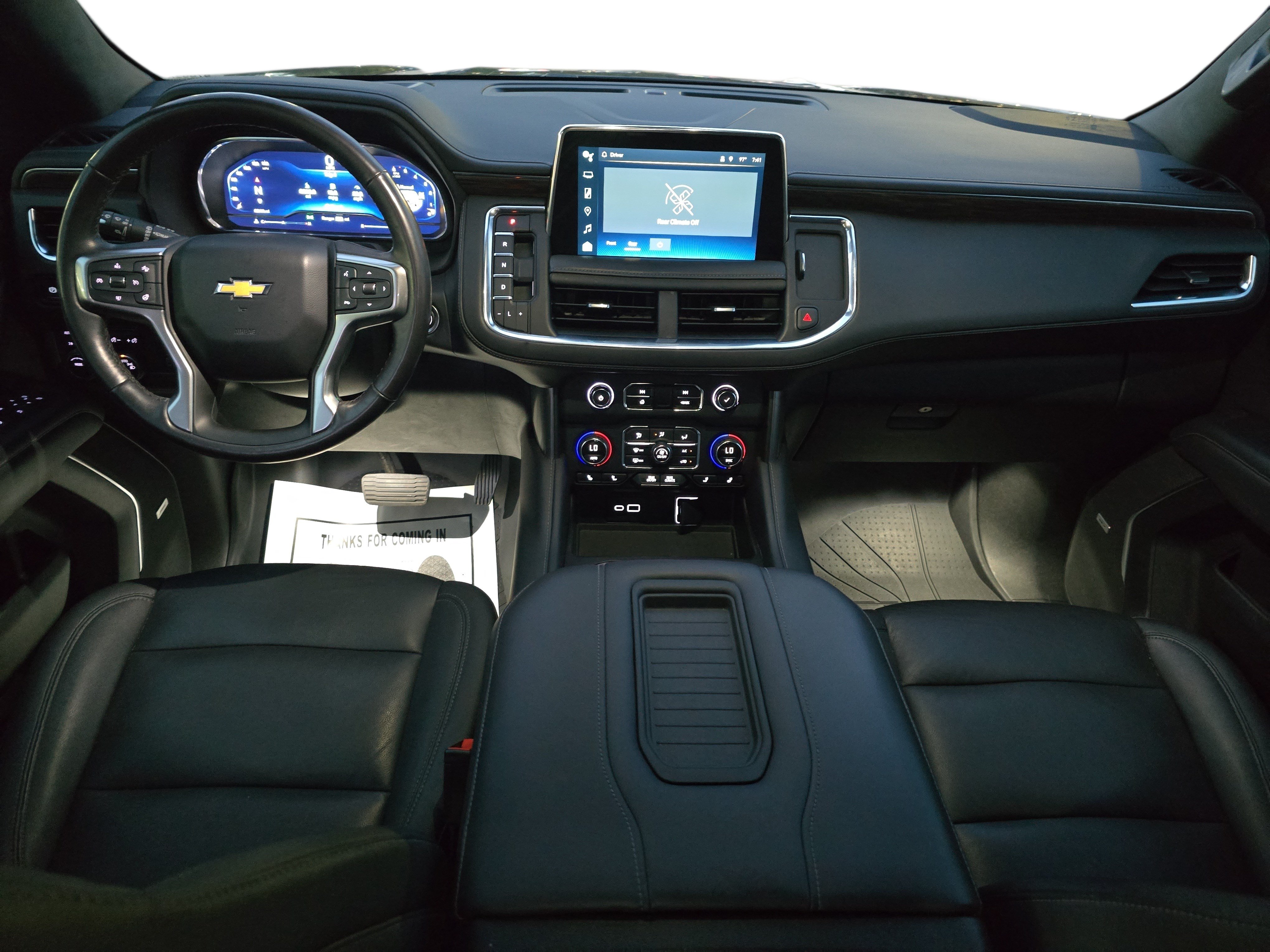 Used 2022 Chevrolet Tahoe LT w/ Luxury Package AWD/4WD image 9