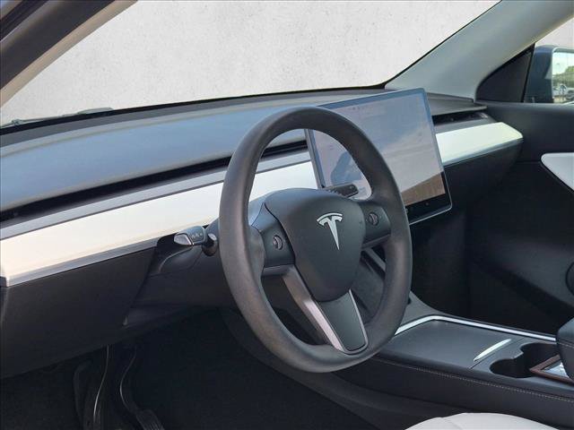 Used 2021 Tesla Model Y Long Range AWD/4WD image 9