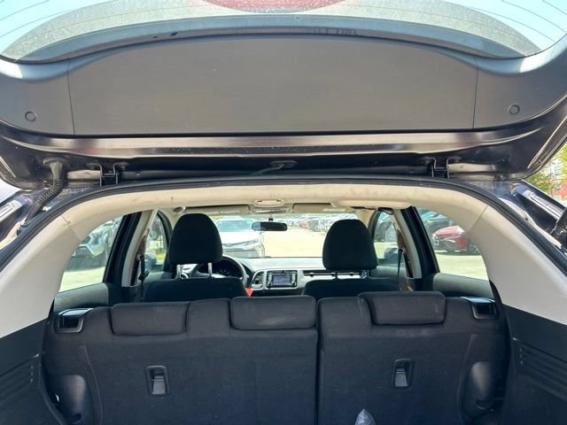 Used 2016 Honda HR-V LX image 8