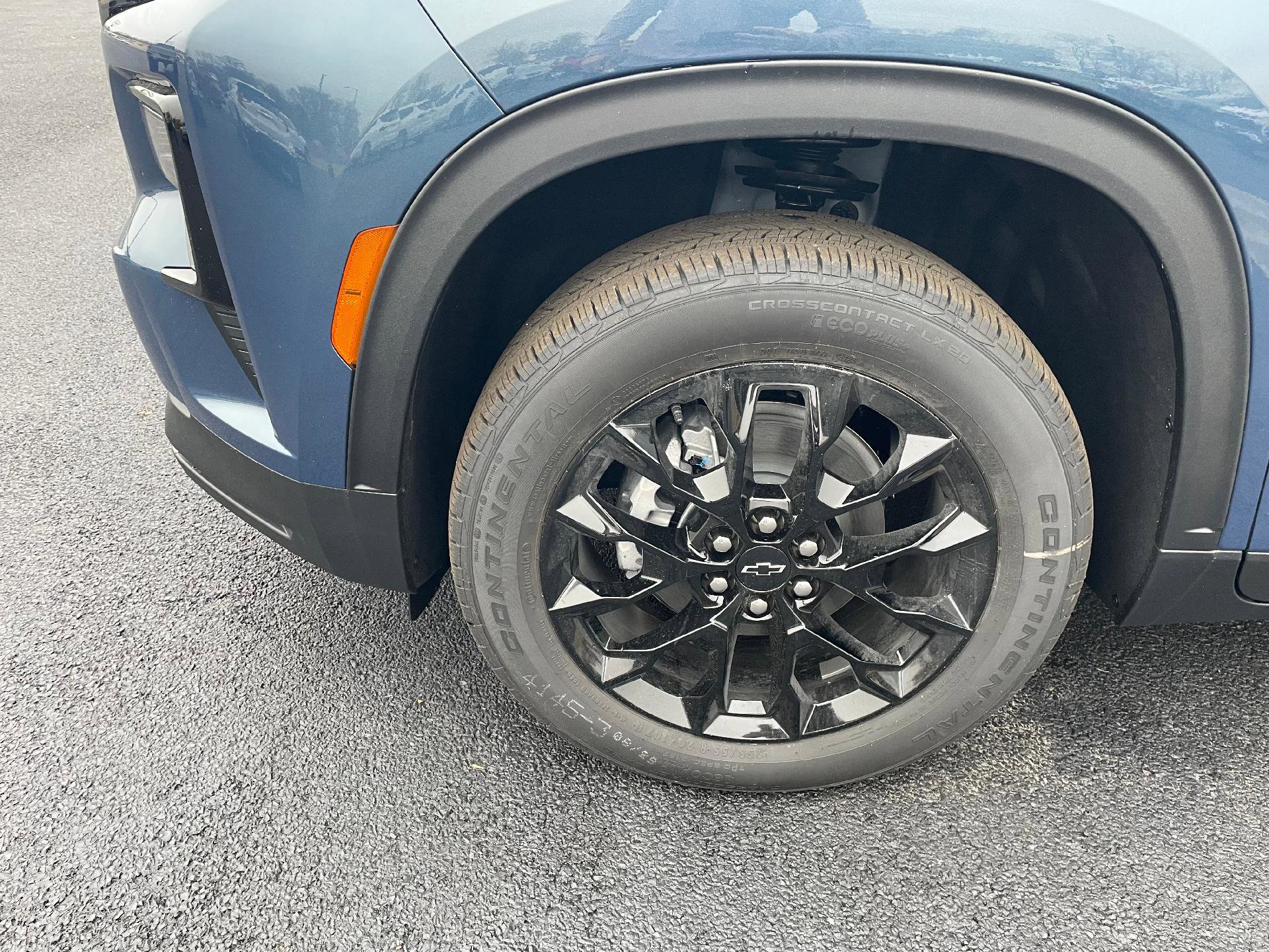 New 2026 Chevrolet Traverse LT w/ Midnight/Sport Edition image 7