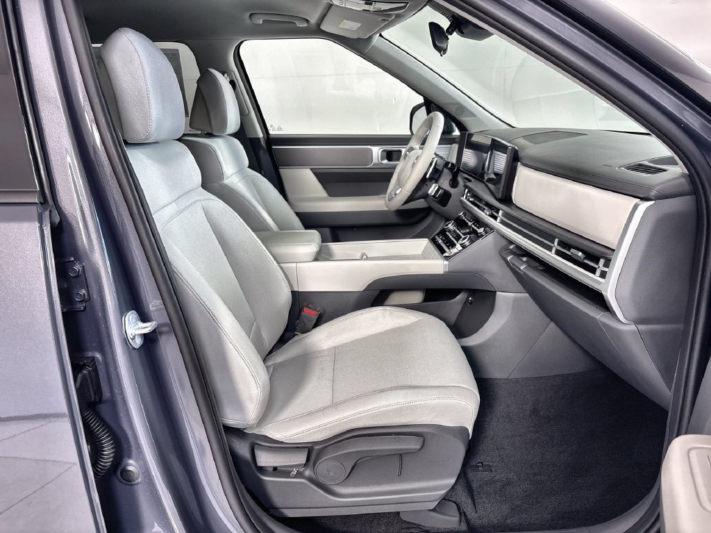New 2026 Hyundai Santa Fe SE FWD image 26