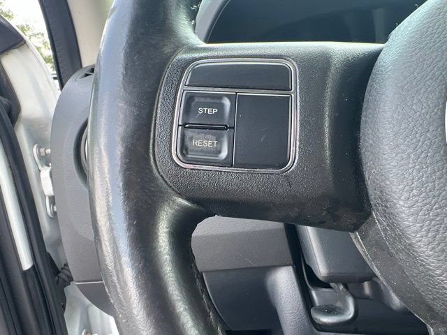 Used 2014 Jeep Compass Latitude w/ Sun/Sound Group AWD/4WD image 13