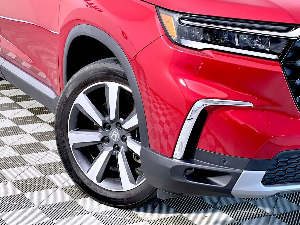 Used 2024 Honda Pilot Touring image 12