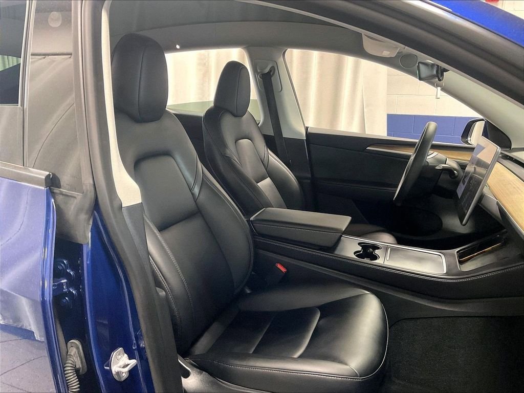 Used 2024 Tesla Model Y Long Range AWD/4WD image 11