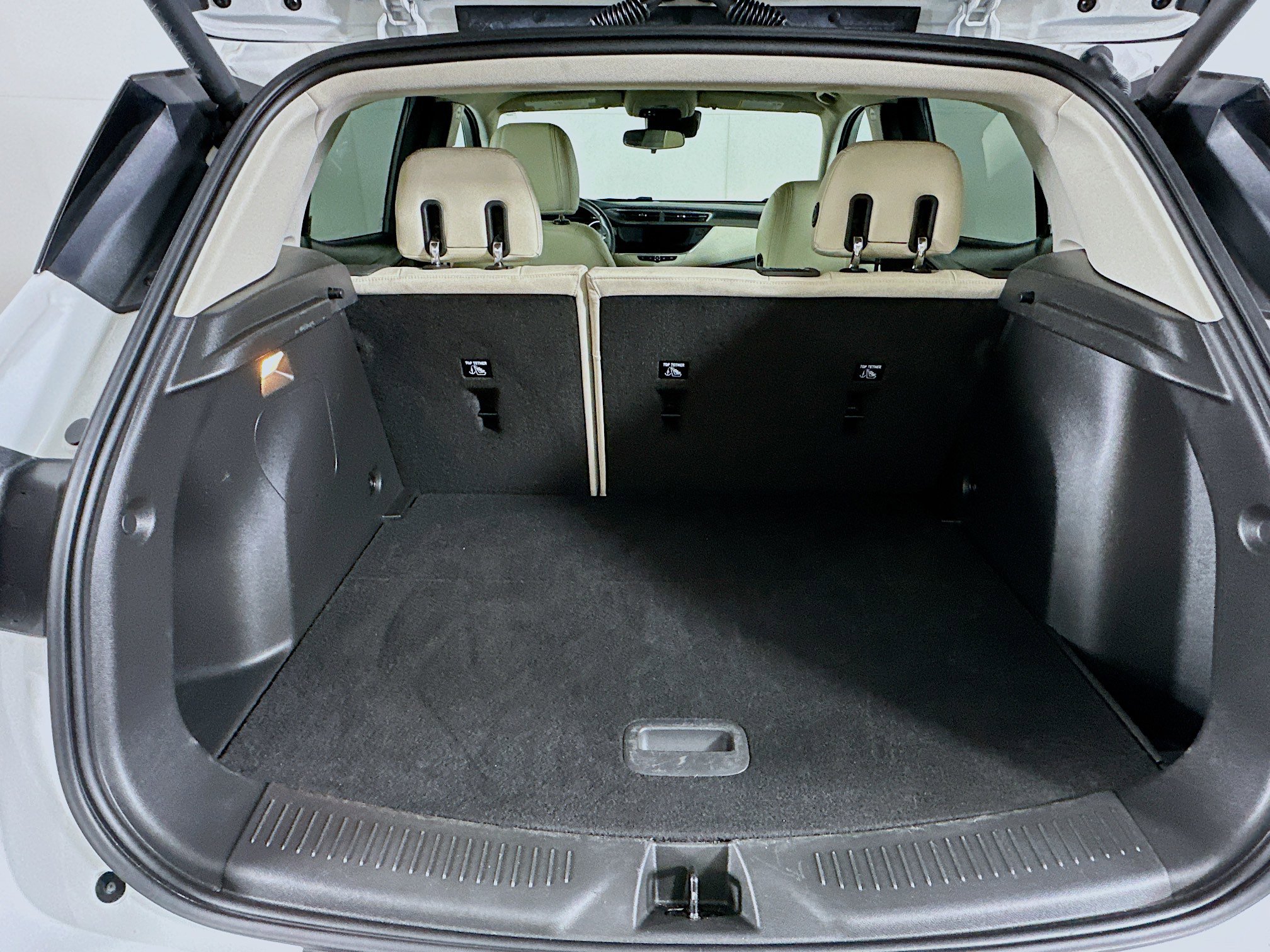 Used 2022 Buick Encore GX Select image 27