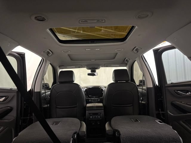 Used 2020 Chevrolet Traverse Premier w/ LPO, Floor Liner Package FWD image 17