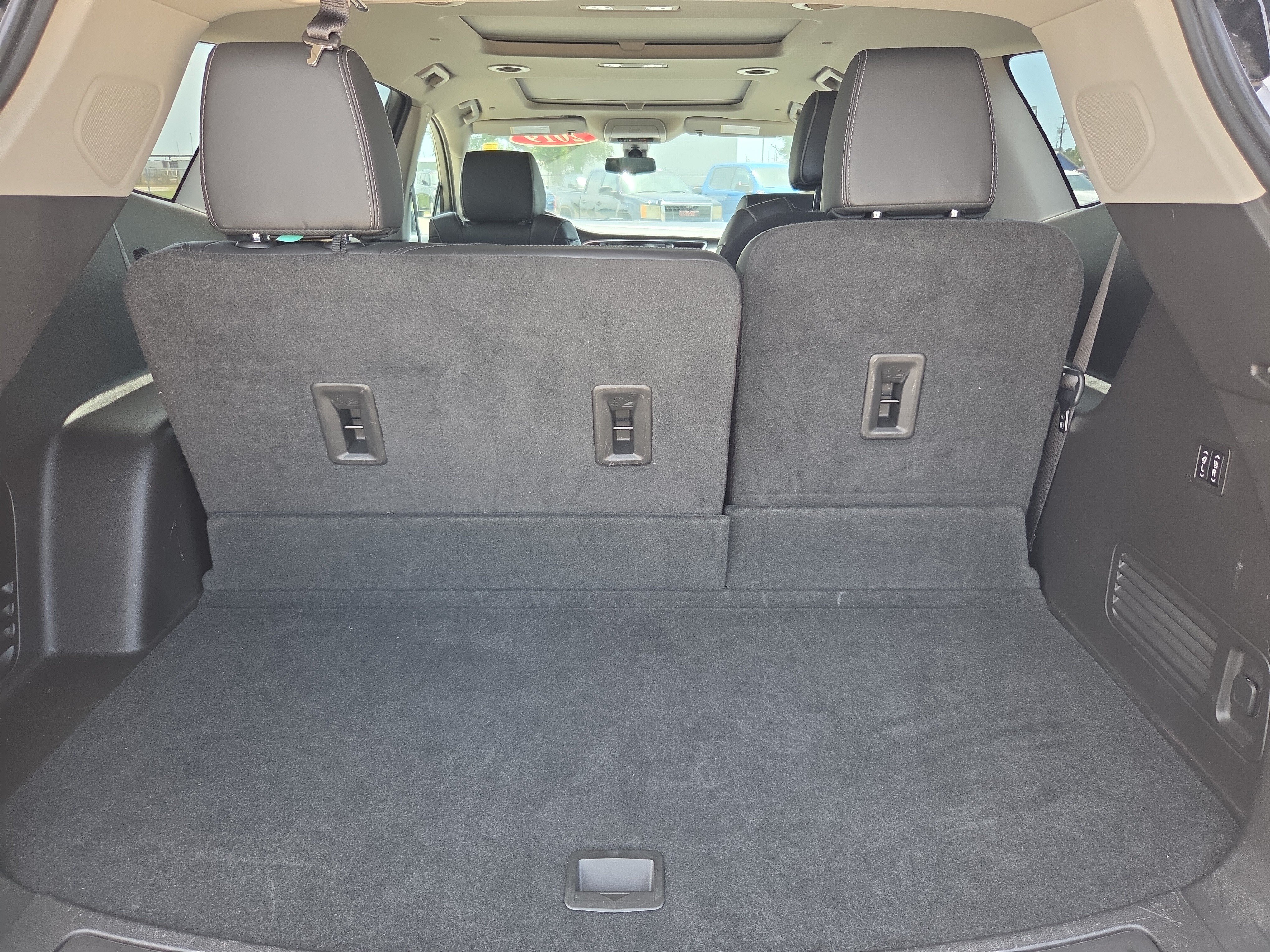 Used 2019 Buick Enclave Avenir w/ Avenir Technology Package FWD image 13