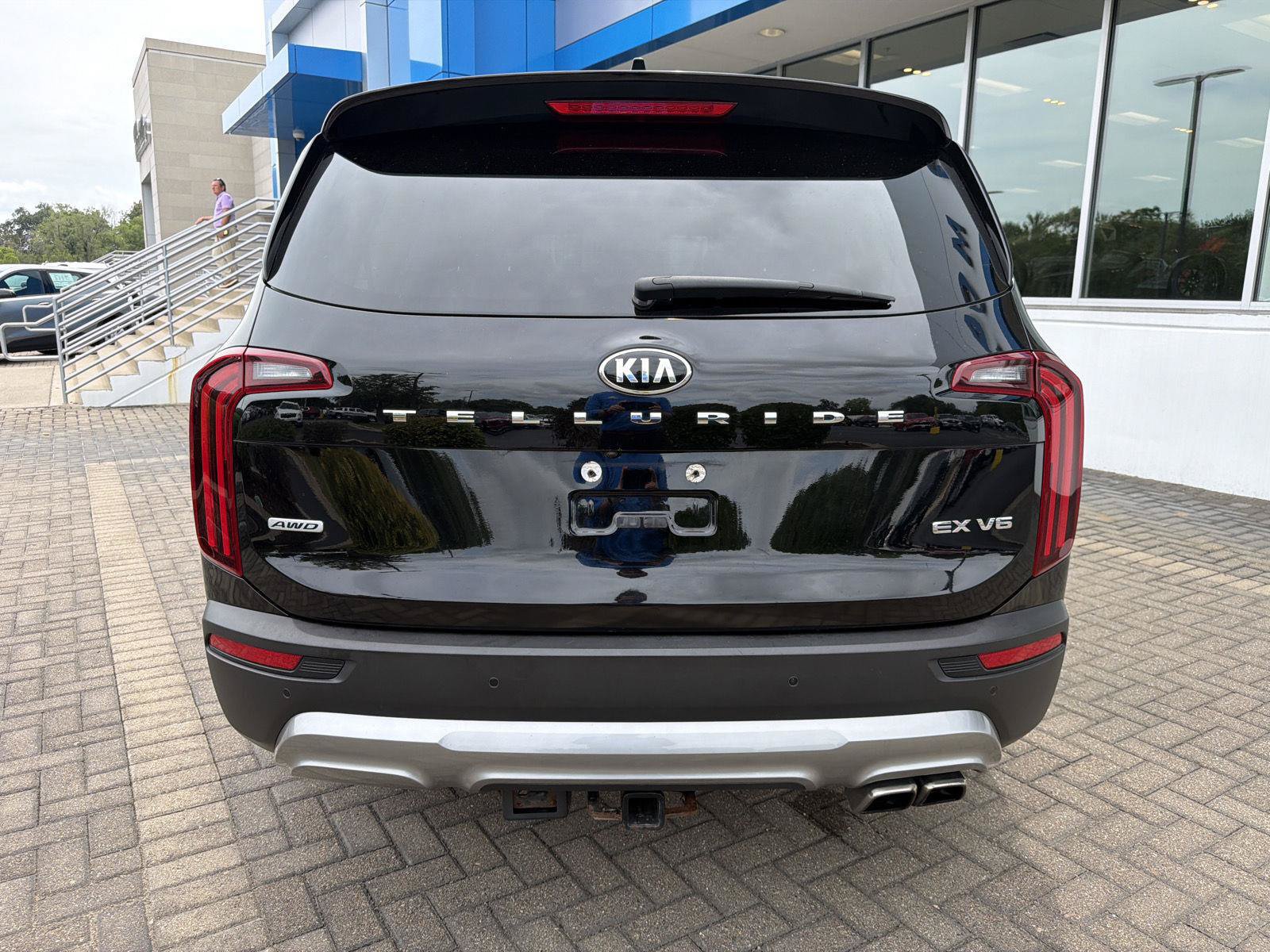 Used 2020 Kia Telluride EX w/ Towing Package AWD/4WD image 4