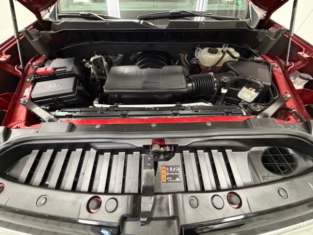 Certified 2025 Chevrolet Silverado 1500 High Country AWD/4WD image 33