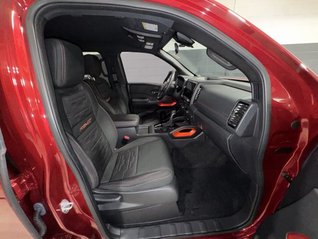 Used 2023 Nissan Frontier PRO-4X w/ Technology Package AWD/4WD image 19
