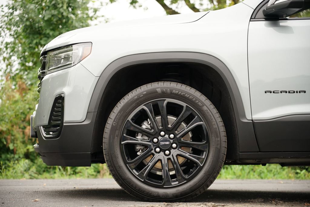 Used 2023 GMC Acadia SLE w/ Driver Convenience Package AWD/4WD image 11