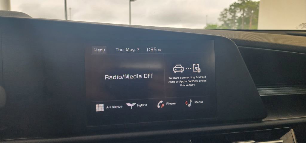 Used 2024 Kia Niro LX FWD image 29