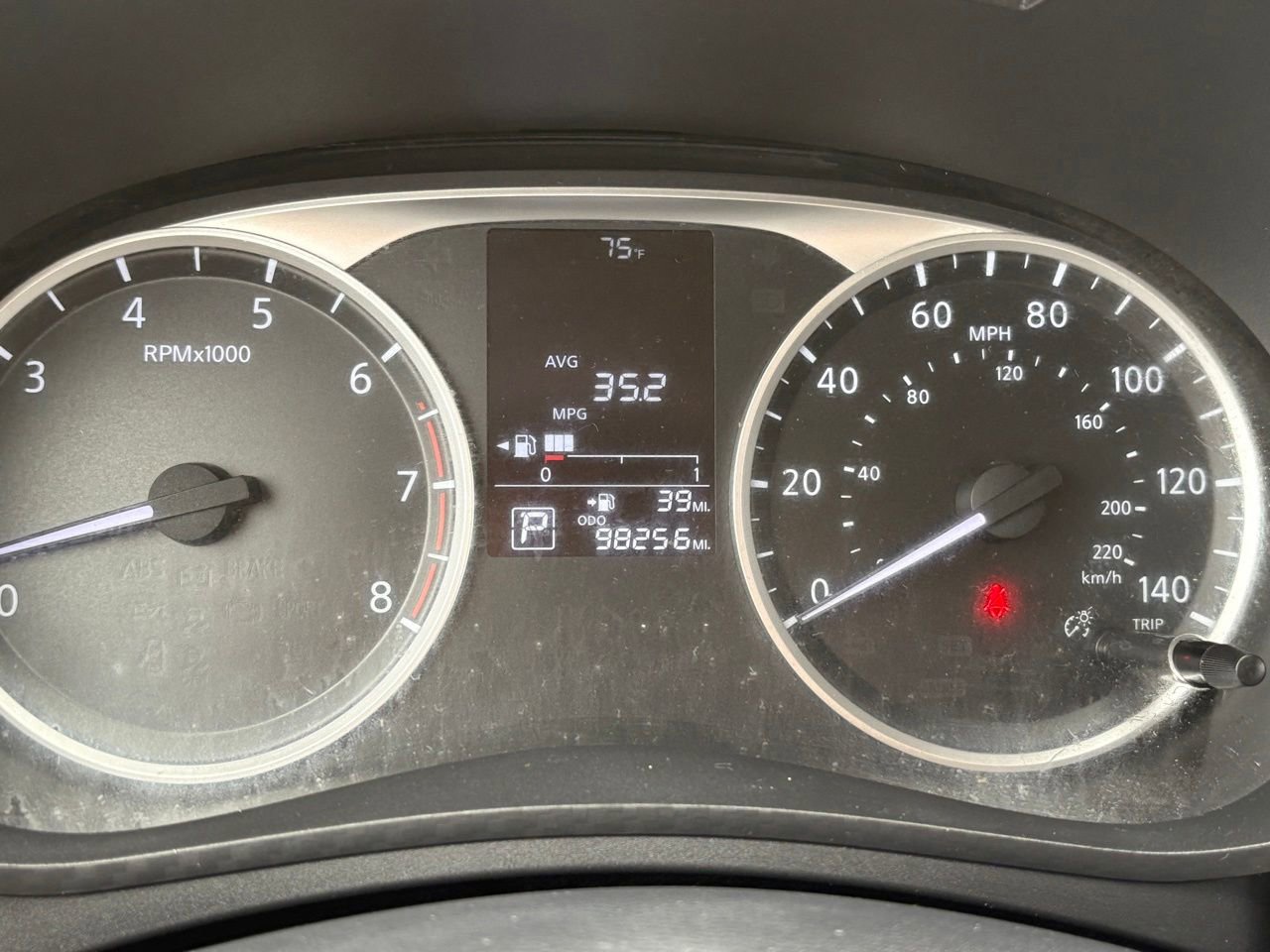 Used 2022 Nissan Versa S FWD image 16