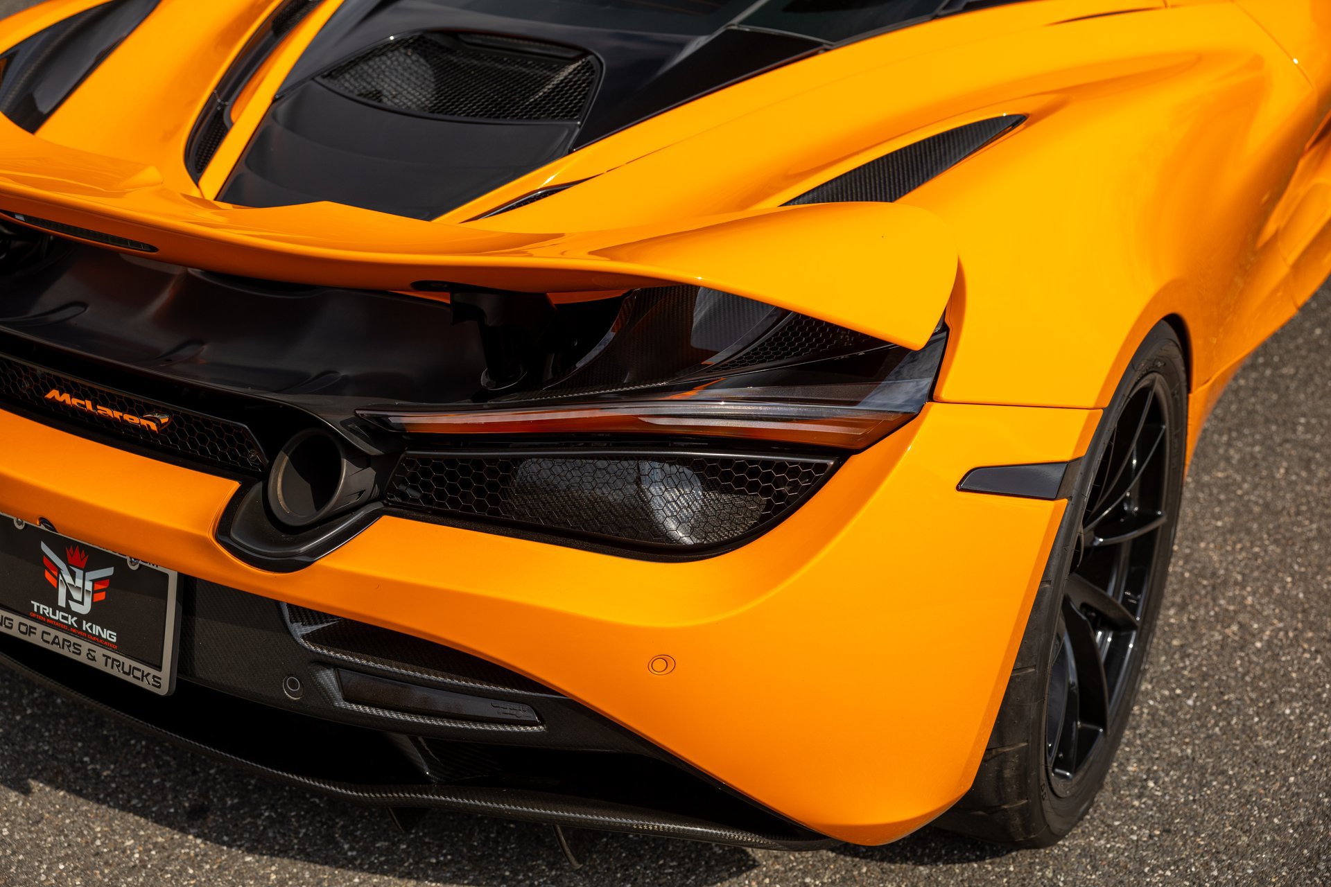 Used 2019 McLaren 720S RWD image 29