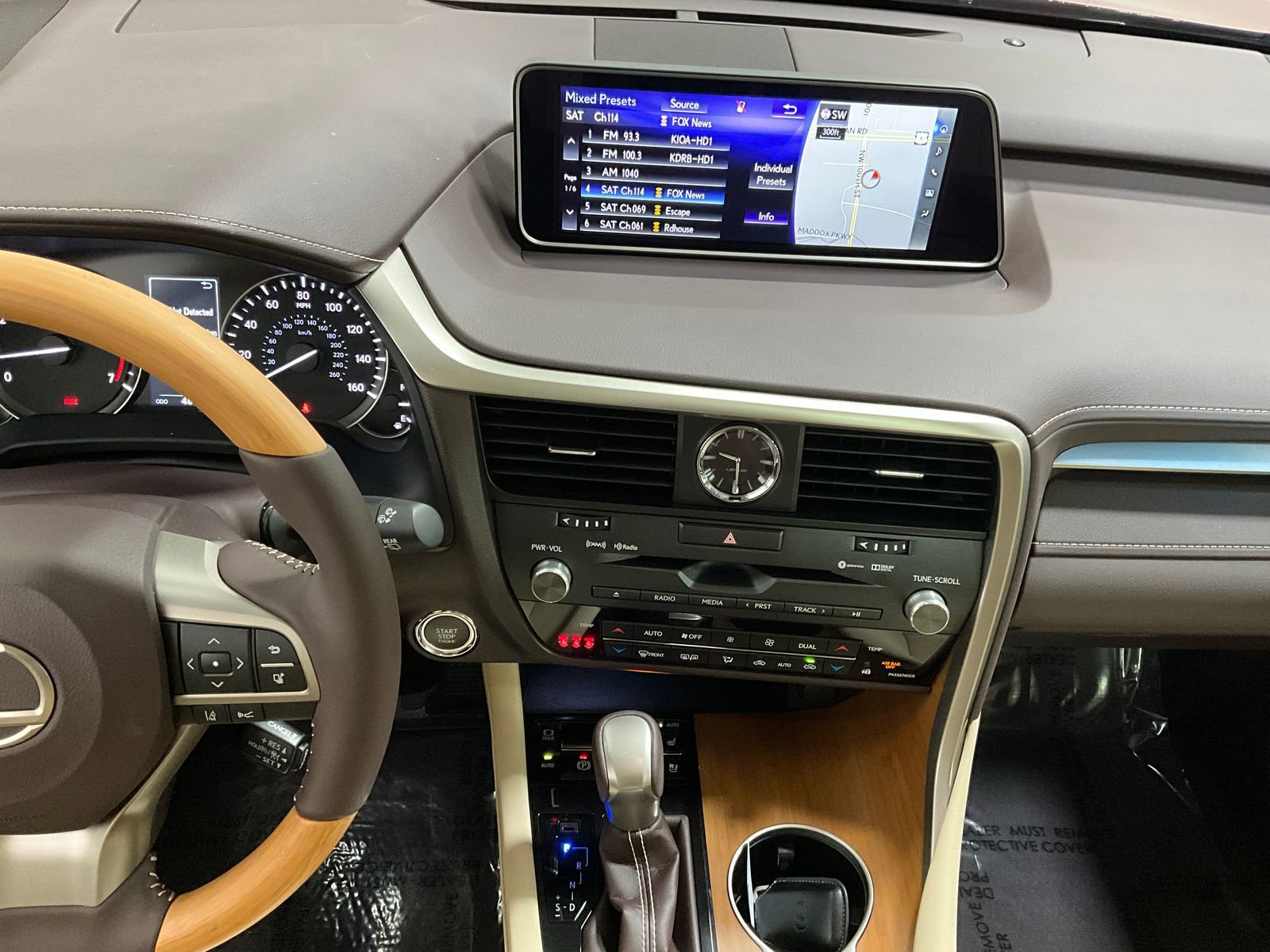 Used 2019 Lexus RX 350 AWD w/ Navigation Package image 6