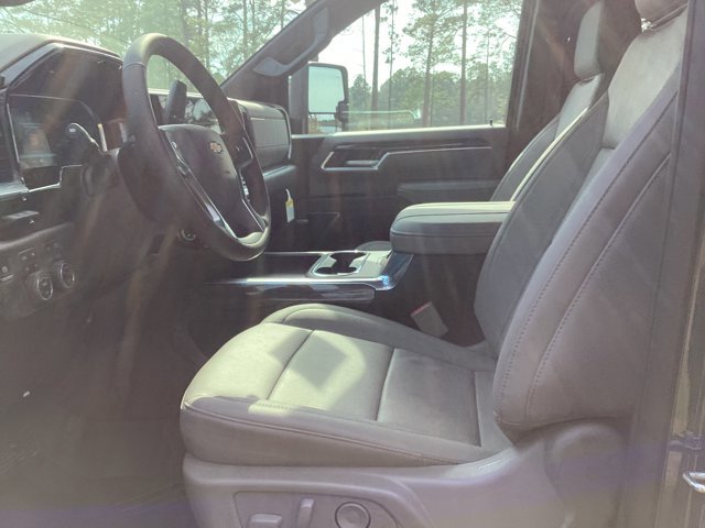 New 2026 Chevrolet Silverado 2500 LTZ w/ LTZ Premium Package image 15