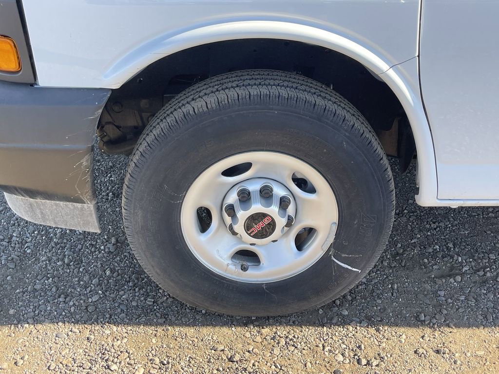 New 2025 GMC Savana 2500 Extended w/ Driver Convenience Package image 32