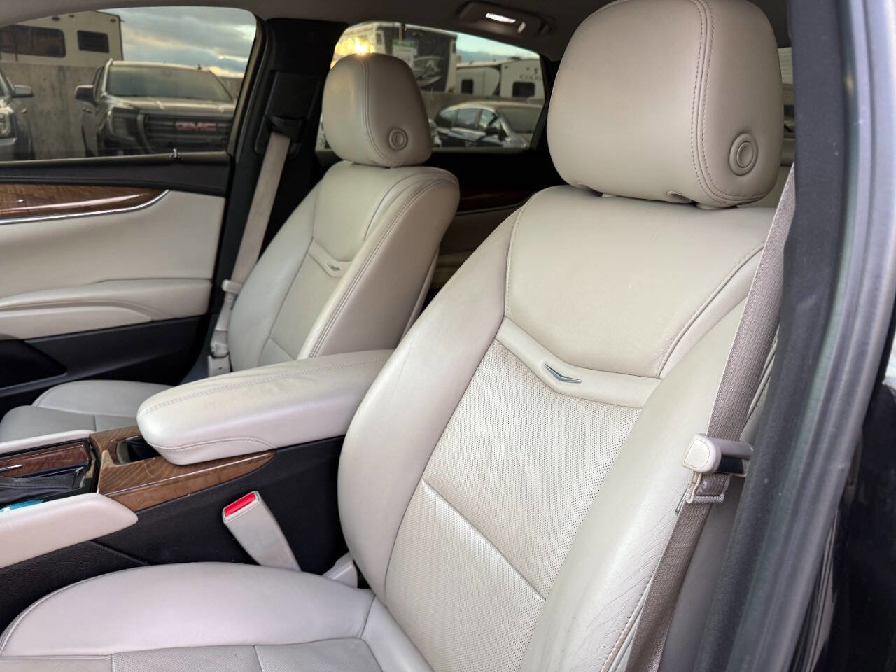 Used 2018 Cadillac XTS Luxury image 18
