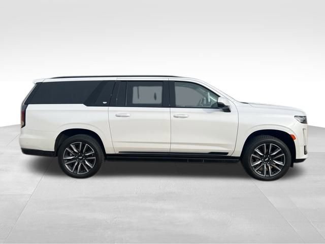 Used 2021 Cadillac Escalade ESV Sport Platinum image 3
