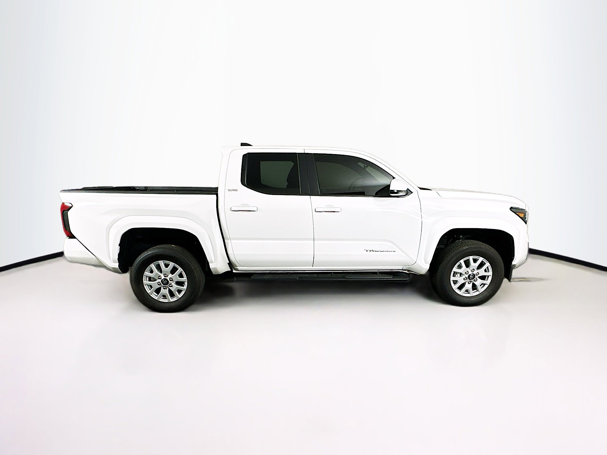 Used 2024 Toyota Tacoma SR5 image 10