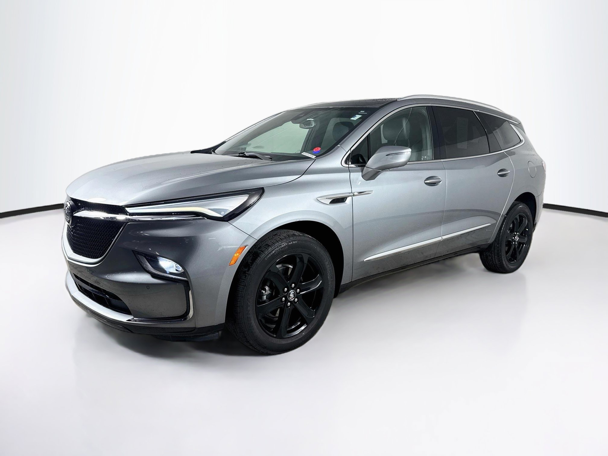 Used 2023 Buick Enclave Essence w/ Experience Buick Package FWD image 4