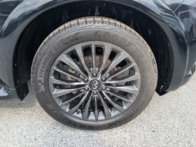 Used 2023 INFINITI QX80 Sensory w/ Cargo Package AWD/4WD image 9